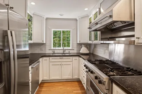 $2,998,000 | 15827 Linda Avenue, Los Gatos, CA 95032