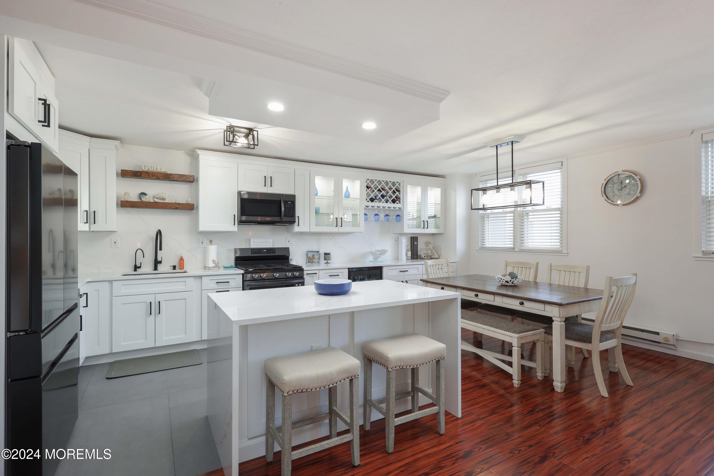 675 Ocean Avenue, Unit 2L Long Branch, NJ 07740 - Photo 11 of 34 758A9901