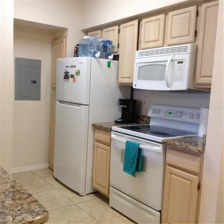 $1,450 | 23660 Walden Center Drive, Unit 306, Estero, FL 34134