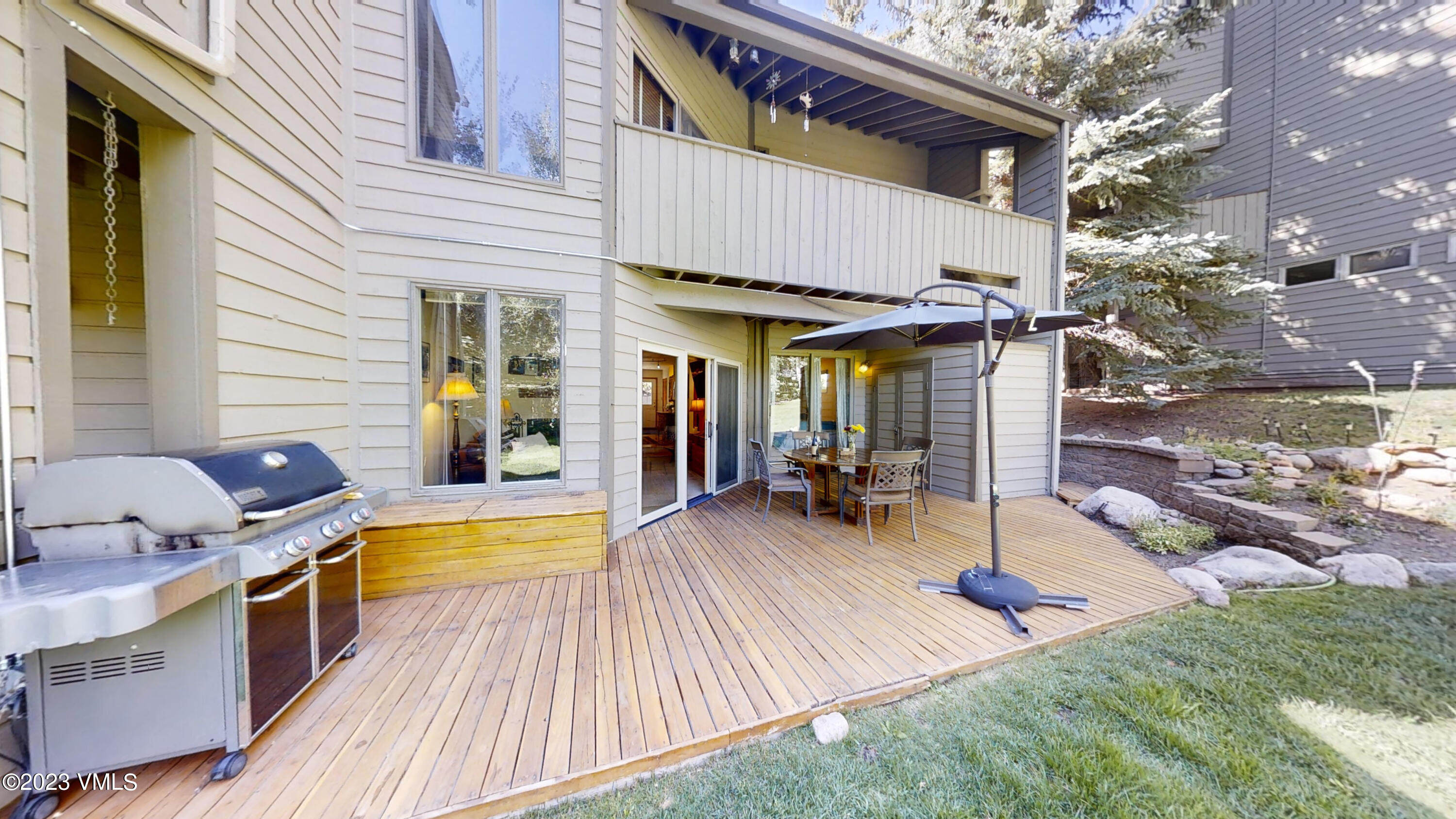 945 Red Sandstone Road, Unit B3 Vail, CO 81657 - Photo 30 of 48 a view of a swimming pool with sitting area