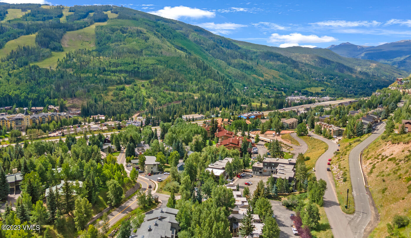 945 Red Sandstone Road, Unit B3 Vail, CO 81657 - Photo 41 of 48 a view of a city