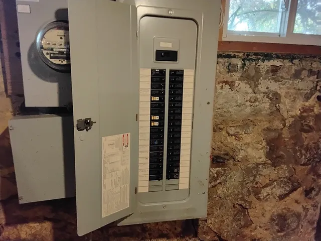 $795,000 | 512 Bennington Street, Boston, MA 02128