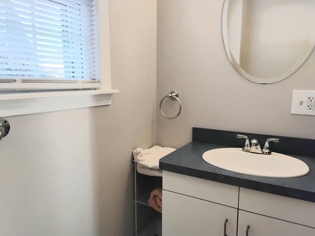 512 Bennington Street Boston, MA 02128 - Photo 31 of 33