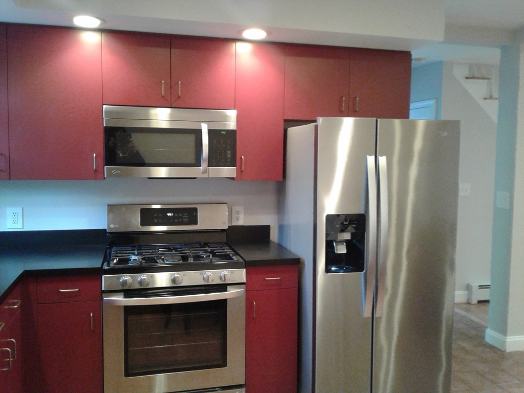 512 Bennington Street Boston, MA 02128 - Photo 6 of 33