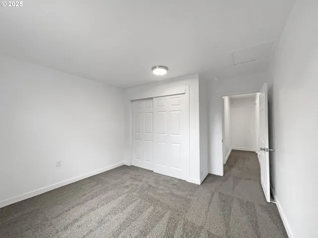 $400,000 | 6923 Southeast Nehalem Street, Portland, OR 97206