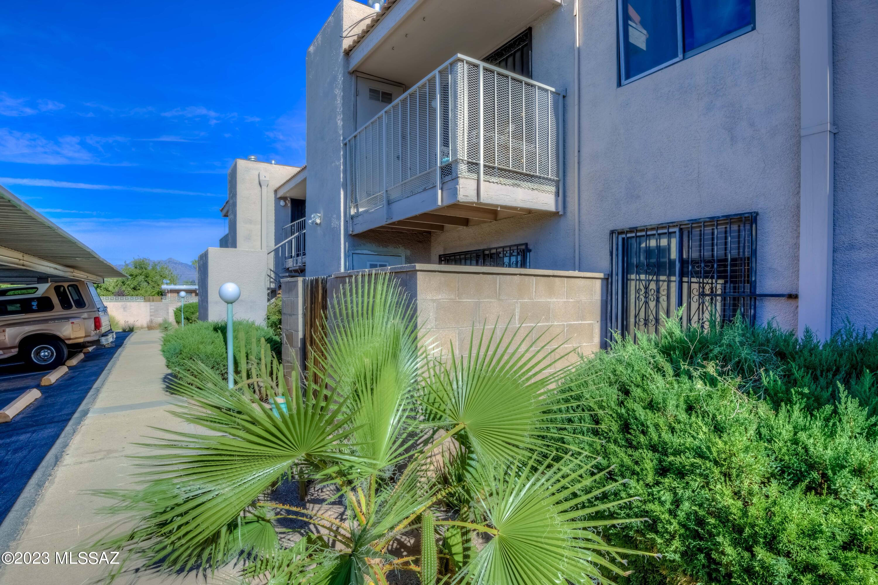 6635 East Golf Links Road, Unit 3 Tucson, AZ 85730 - Photo 3 of 33