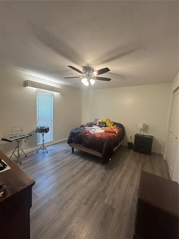 2935 Plantation Road Winter Haven, FL 33884 - Photo 15 of 32 a car is parked in a room