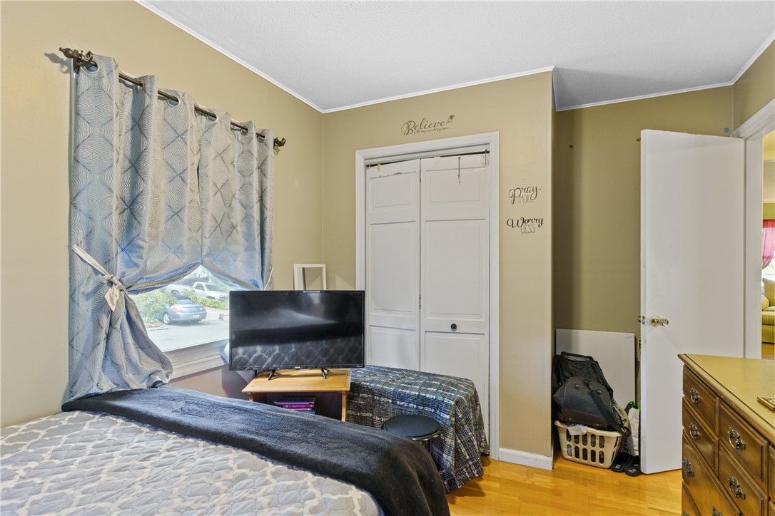 20 Malcolm Street Cranston, RI 02910 - Photo 23 of 29