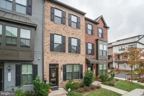 $3,600 | 22356 Philanthropic Drive, Ashburn, VA 20148