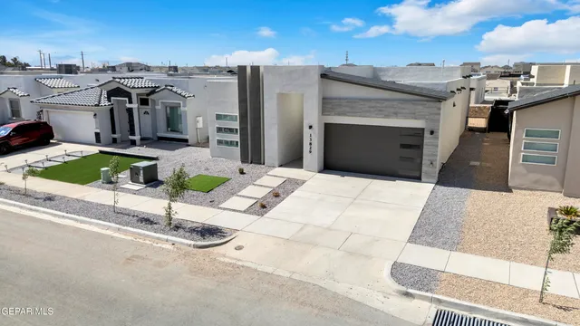 $336,950 | 13829 Summer View Avenue, Horizon City, TX 79928