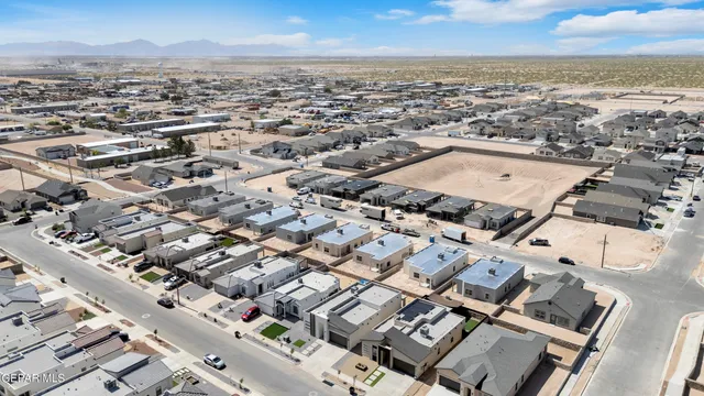 $336,950 | 13829 Summer View Avenue, Horizon City, TX 79928