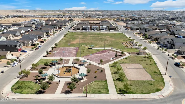 $336,950 | 13829 Summer View Avenue, Horizon City, TX 79928