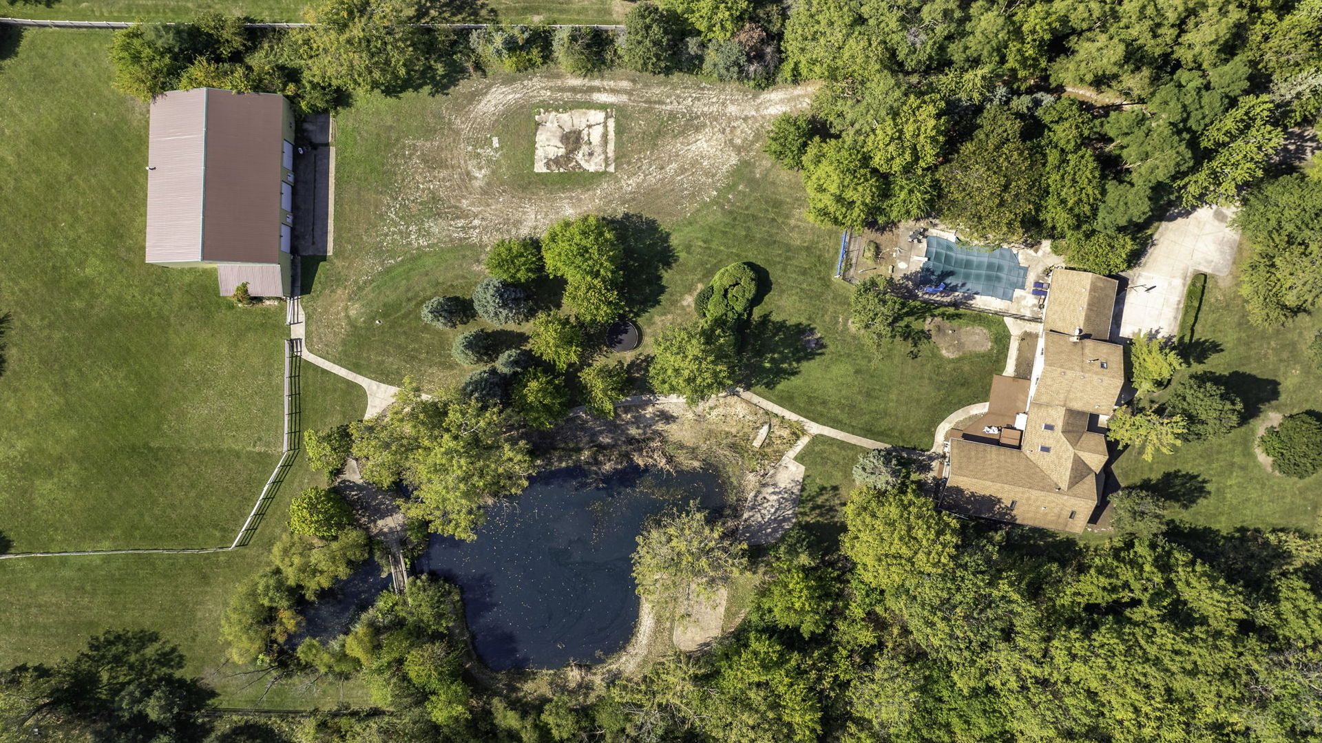 9417 West Steger Road Frankfort, IL 60423 - Photo 41 of 52 a picture of flowers