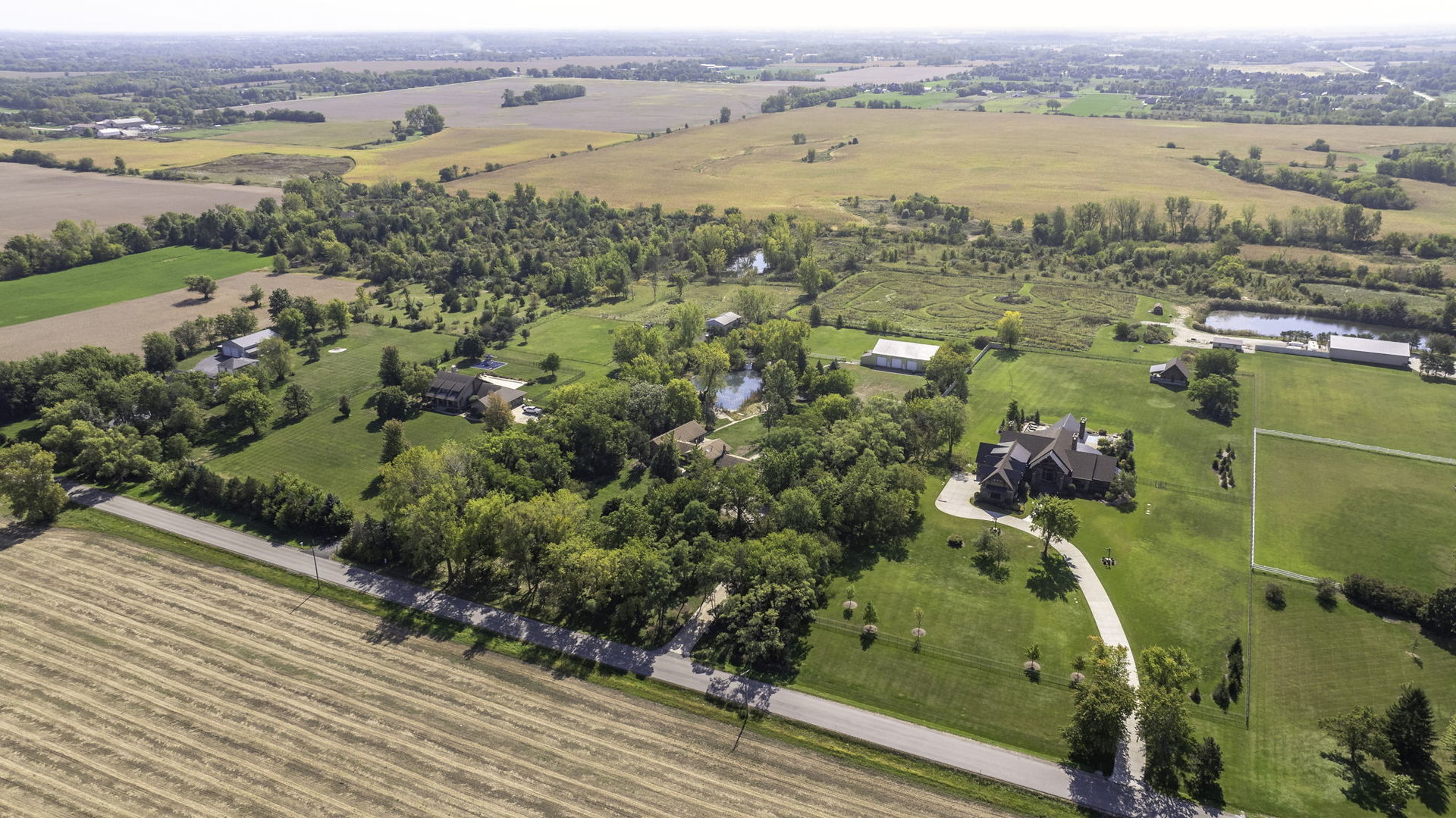 9417 West Steger Road Frankfort, IL 60423 - Photo 47 of 52 a view of a lake with a city view