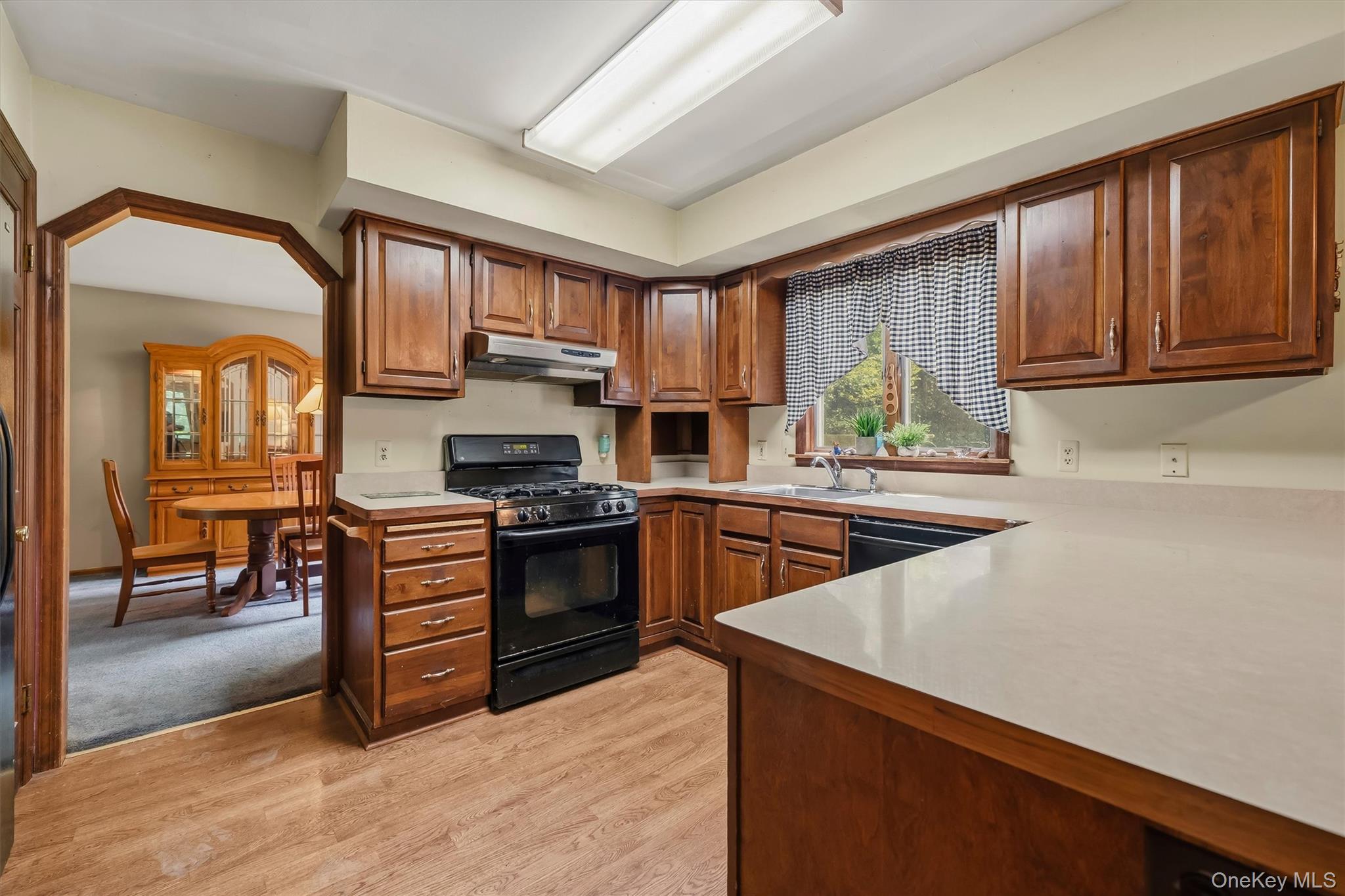 808 South Plank Road Slate Hill, NY 10973 - Photo 14 of 48