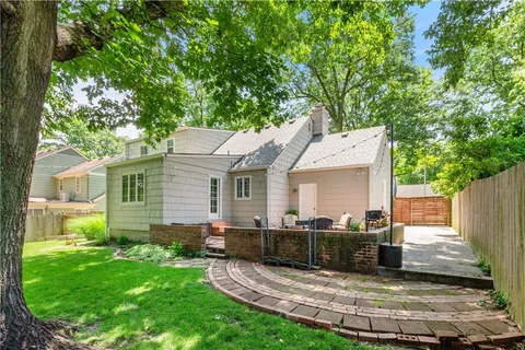$539,000 | 1204 West 70th Terrace, Kansas City, MO 64113