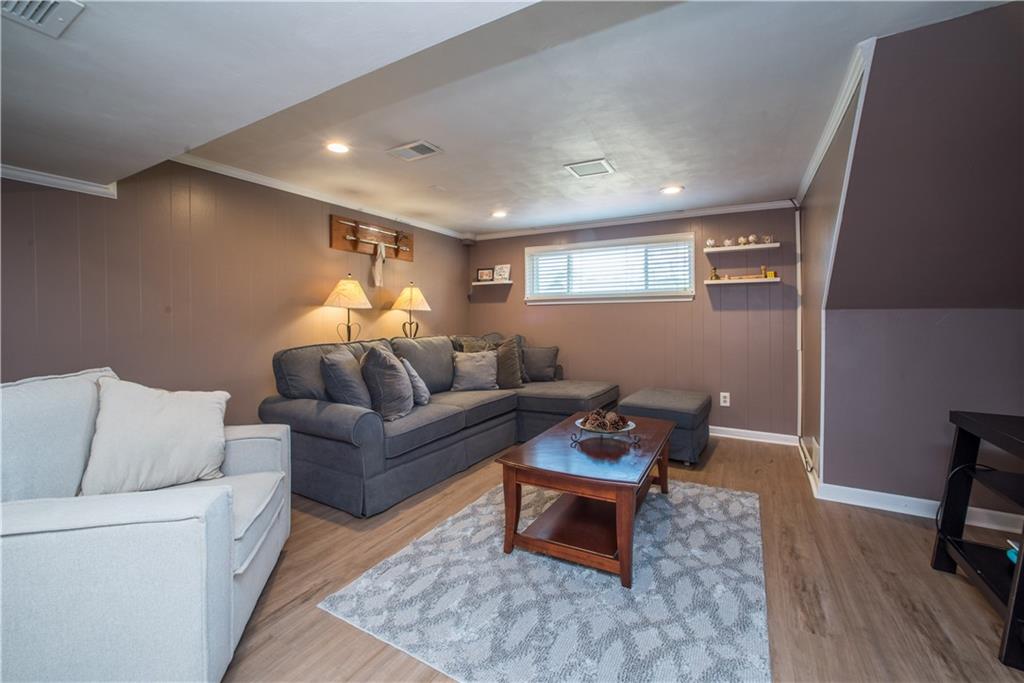 9 Lynmar Road Pittsburgh, PA 15209 - Photo 19 of 25 Gallery Image 19