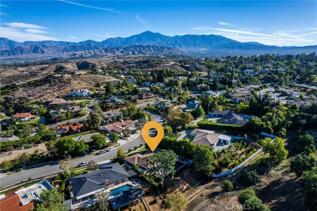$1,449,000 | 652 East Mariposa Drive, Redlands, CA 92373