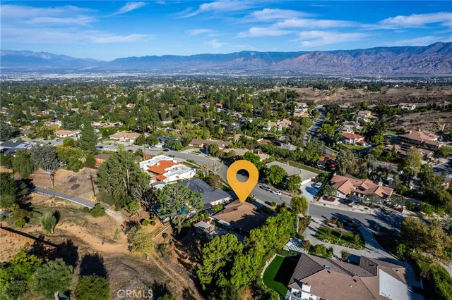 $1,449,000 | 652 East Mariposa Drive, Redlands, CA 92373