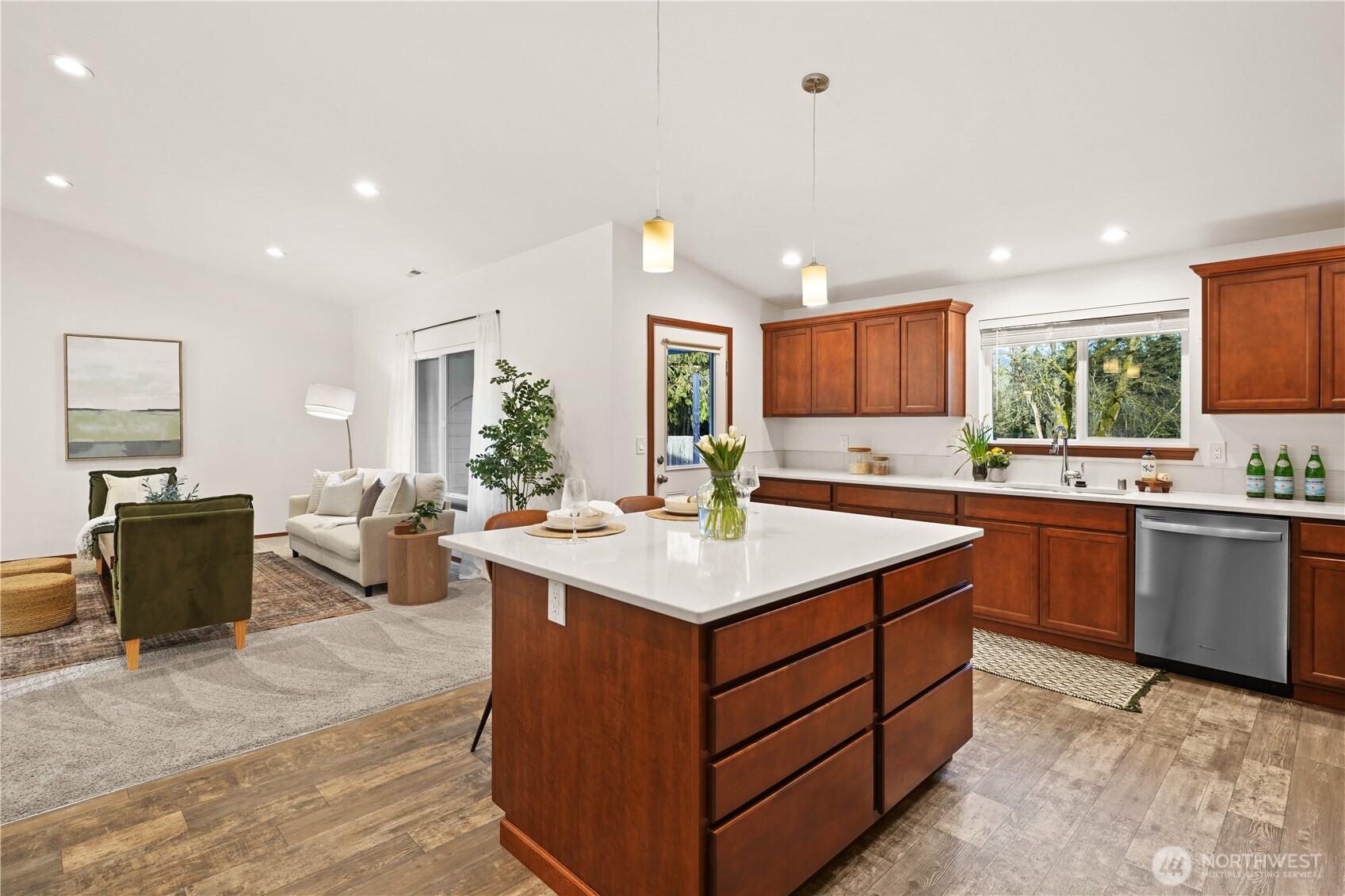 5376 Erlands Point Road Northwest Bremerton, WA 98312 - Photo 15 of 39 Gallery Image 15