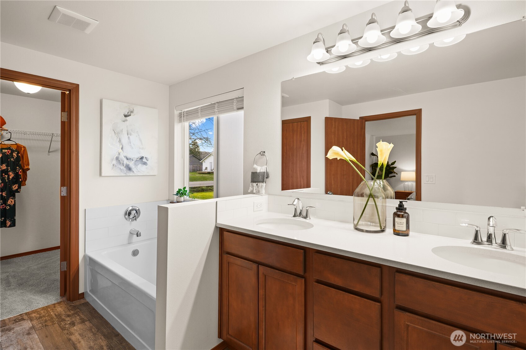 5376 Erlands Point Road Northwest Bremerton, WA 98312 - Photo 28 of 39 Gallery Image 28