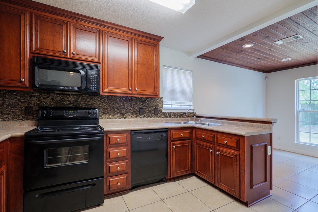 3688 Tupelo Road Valdosta, GA 31605 - Photo 11 of 33 Gallery Image 11