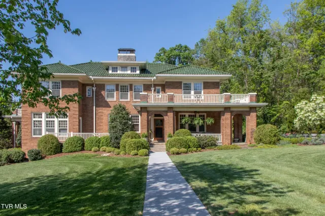 $749,000 | 940 Park Street, Bristol, VA 24201