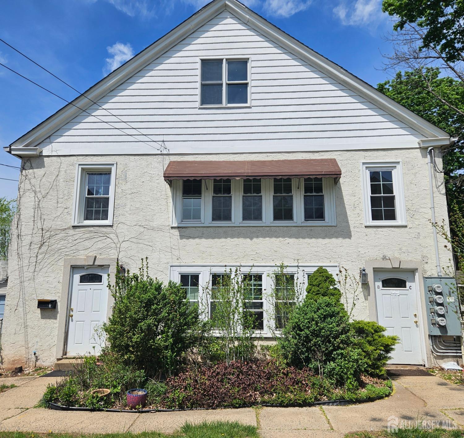 427-427 Magnolia Street Highland Park, NJ 08904 - Photo 1 of 6