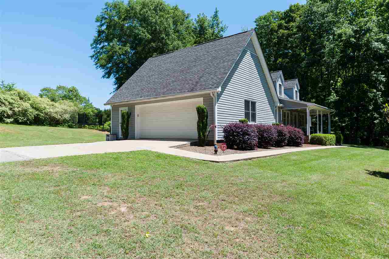 550 Chicken Foot Creek Road Woodruff, SC 29388 - Photo 3 of 25