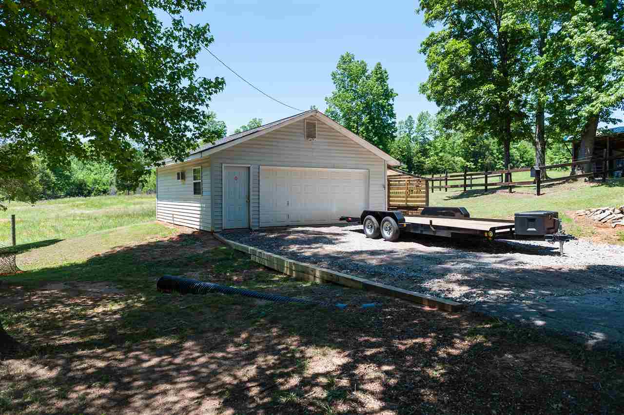 550 Chicken Foot Creek Road Woodruff, SC 29388 - Photo 6 of 25