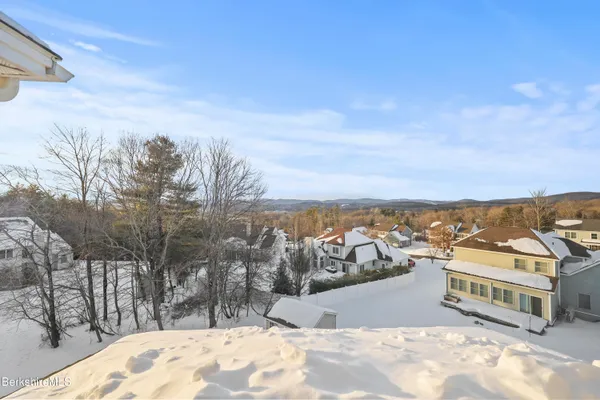 a utility room with sink dryer and washer