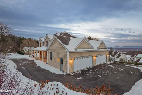 $1,050,000 | 127 Pinecrest Drive, Dalton, MA 01226
