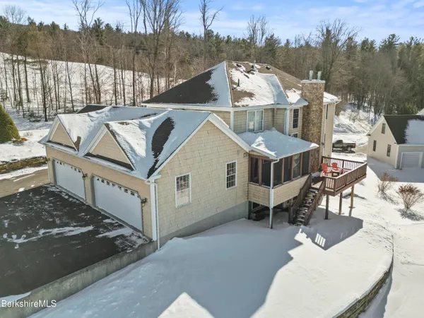 $1,050,000 | 127 Pinecrest Drive, Dalton, MA 01226