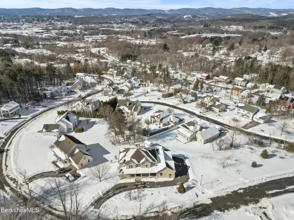 $1,050,000 | 127 Pinecrest Drive, Dalton, MA 01226