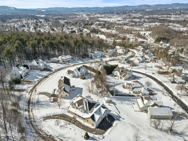 $1,050,000 | 127 Pinecrest Drive, Dalton, MA 01226