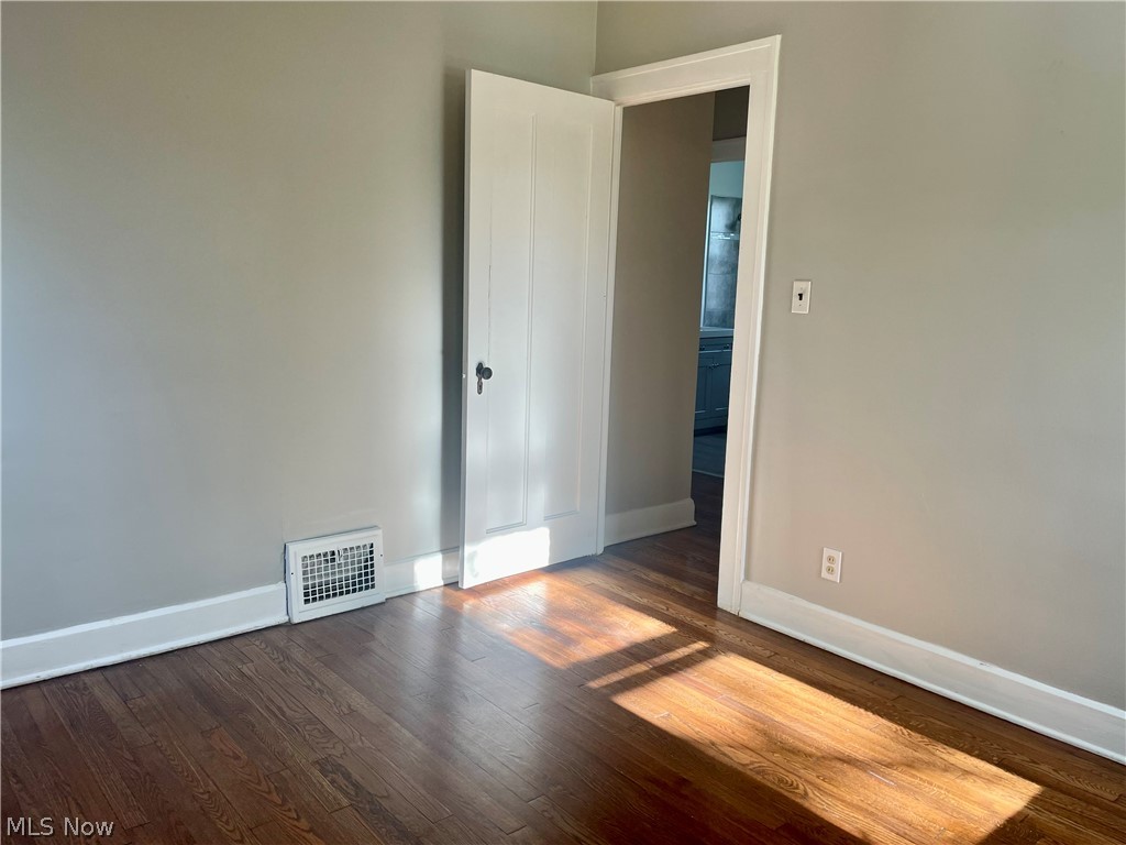 1496 Sherbrook Road South Euclid, OH 44121 - Photo 13 of 28