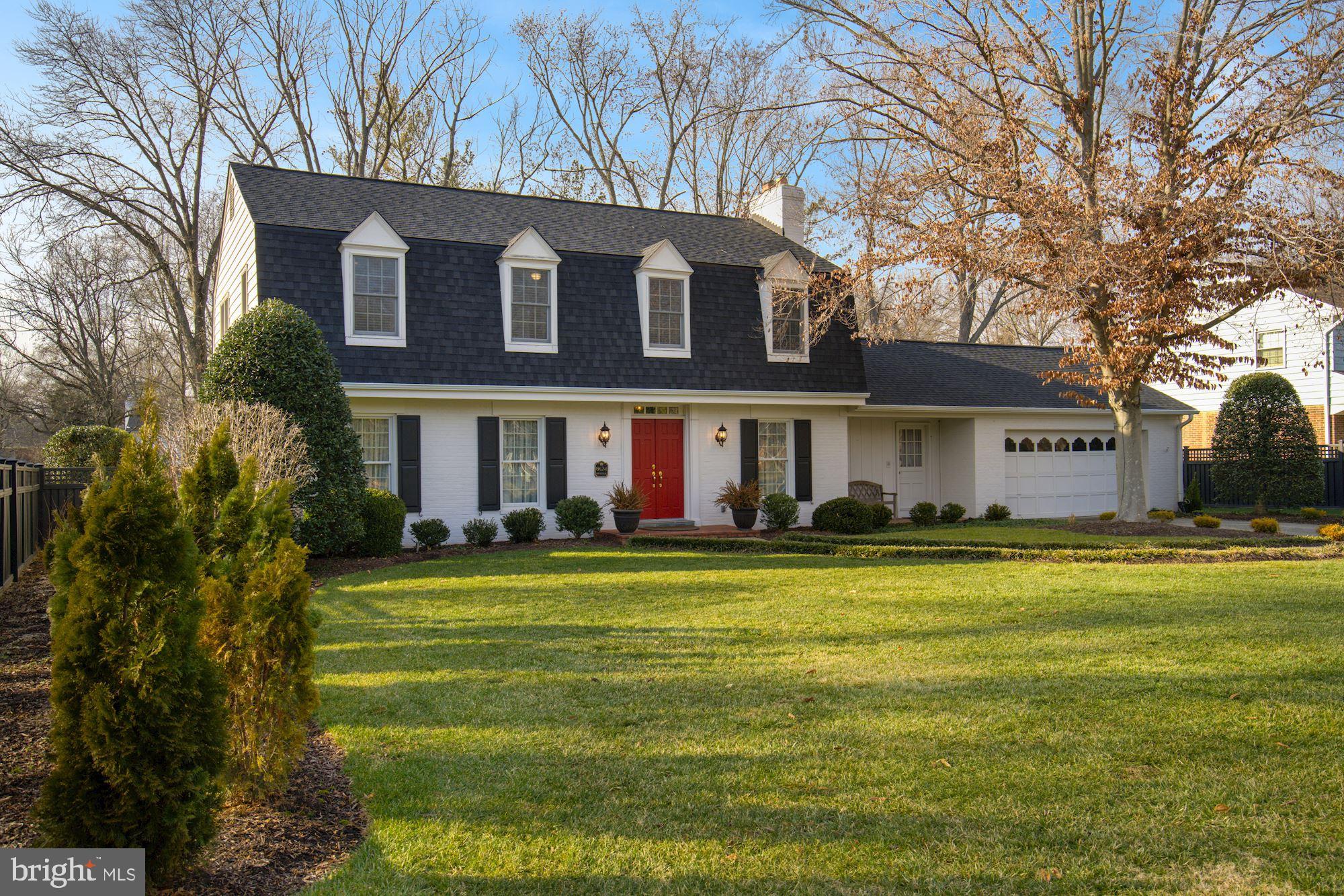 8624 Fort Hunt Road Alexandria, VA 22308 - Photo 2 of 70 Gallery Image 2