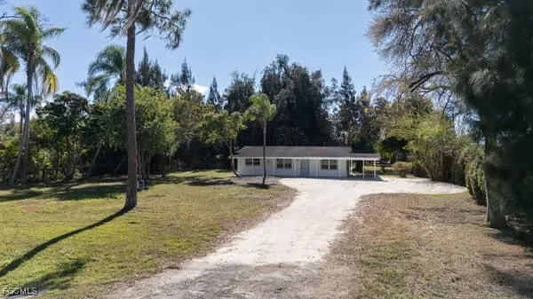 $294,900 | 17770 Palm Beach Boulevard, Alva, FL 33920