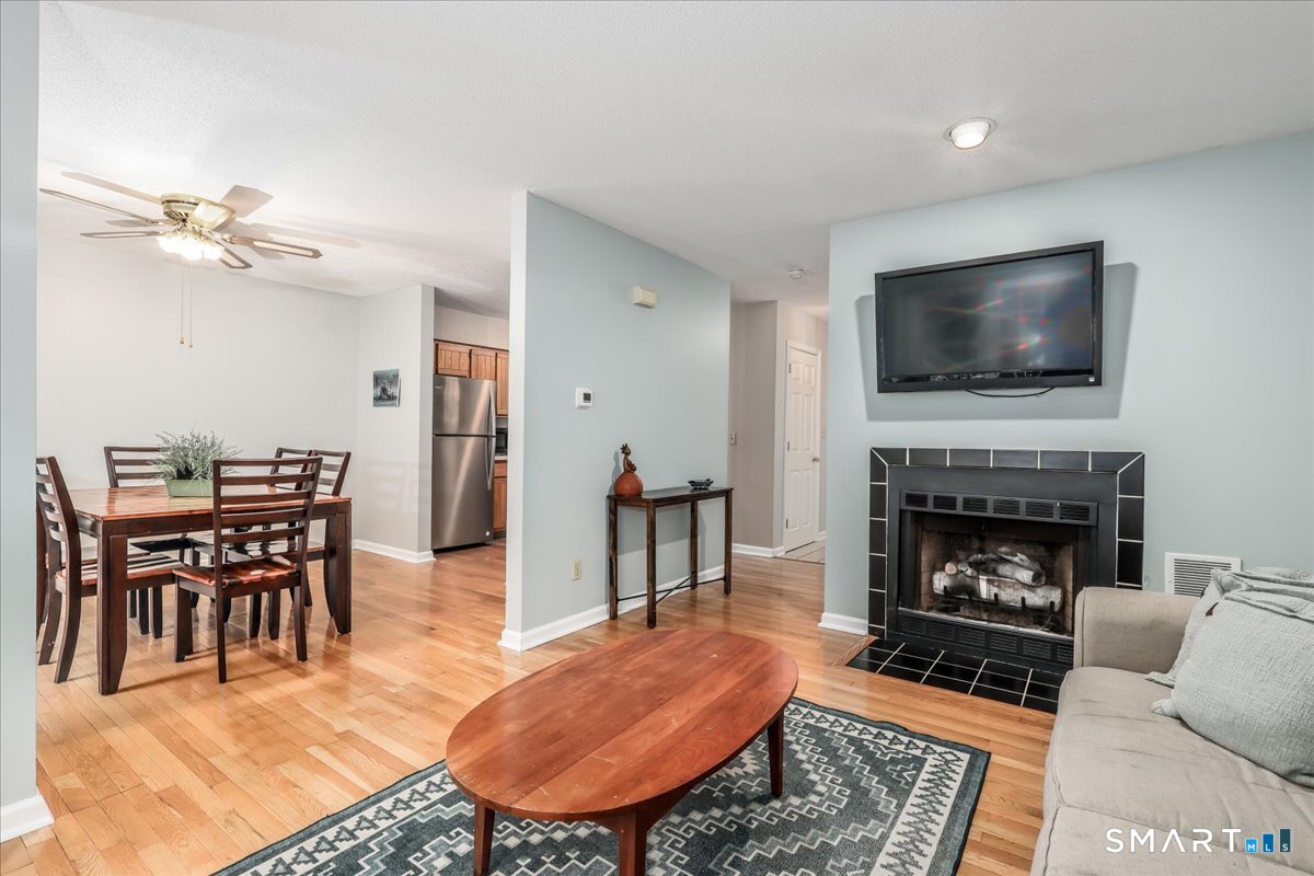 81 Quarry Village Road, Unit 81 Cheshire, CT 06410 - Photo 15 of 30