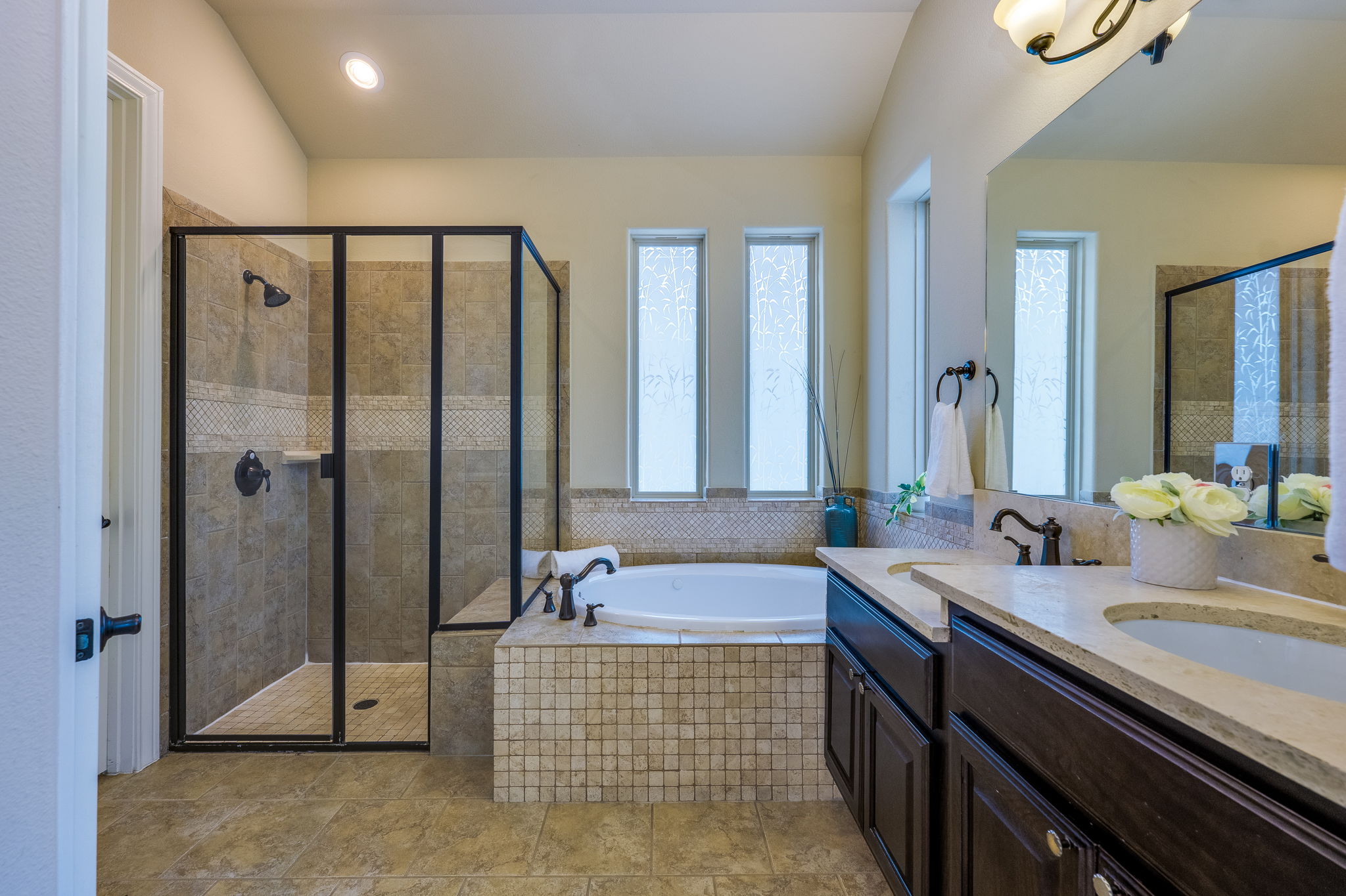 11601 Shadestone Terrace Austin, TX 78732 - Photo 30 of 40