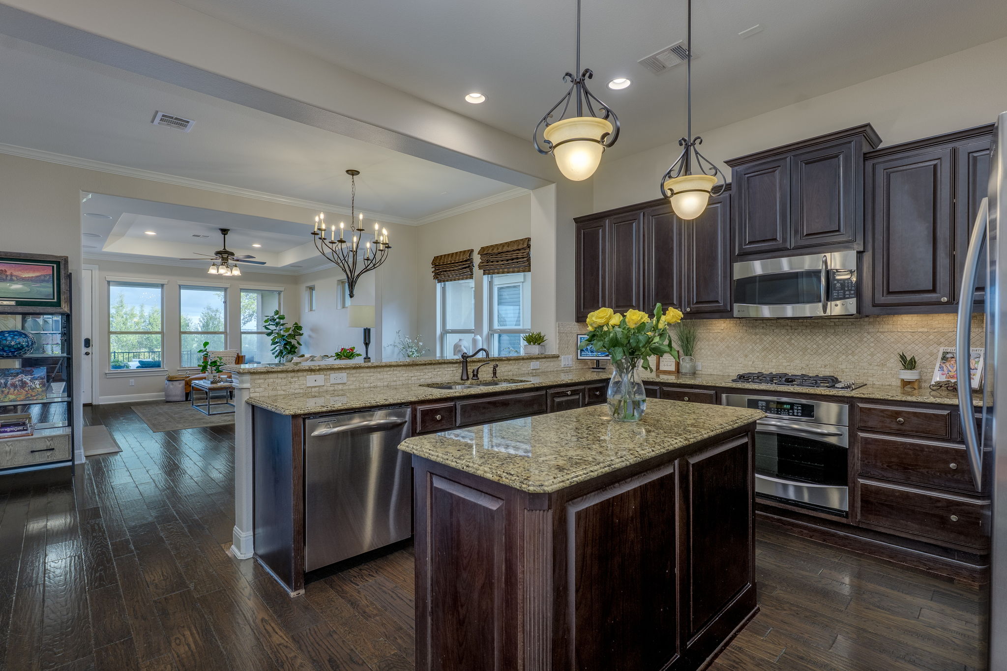 11601 Shadestone Terrace Austin, TX 78732 - Photo 8 of 40