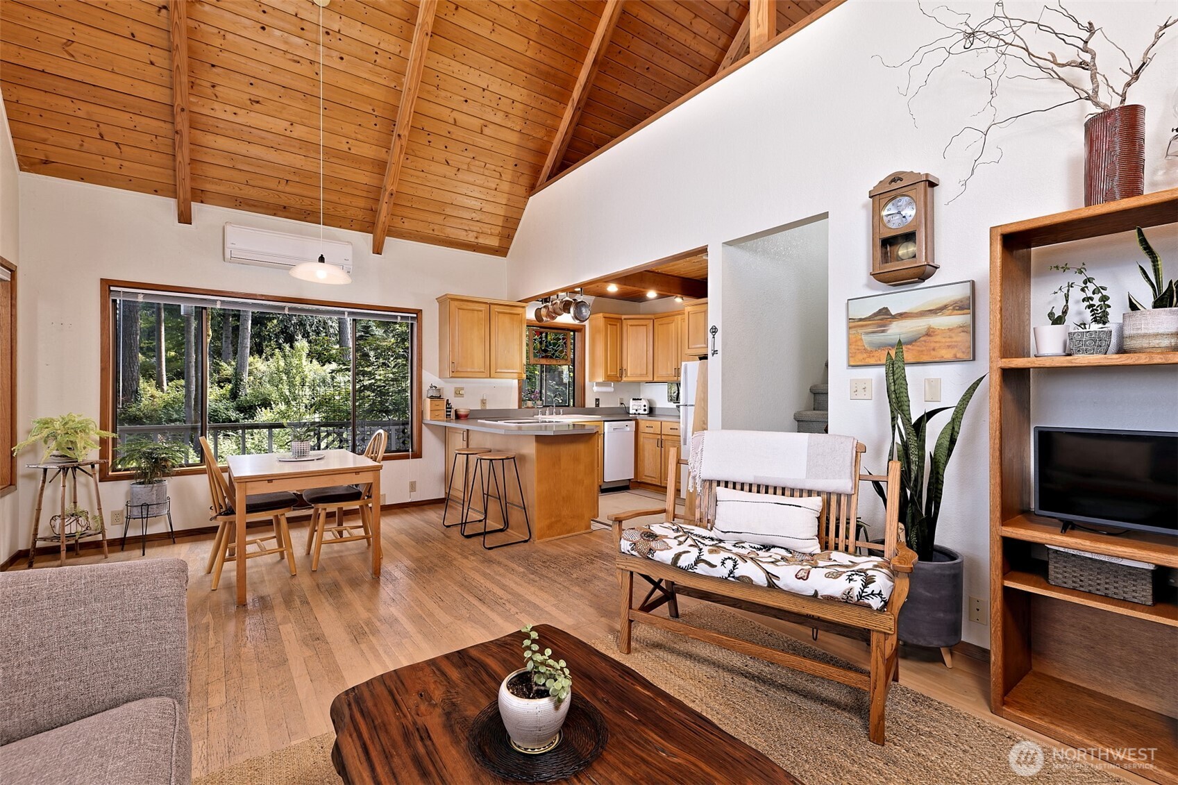 662 Stadium Beach Road East Grapeview, WA 98546 - Photo 18 of 35