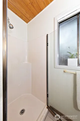 $770,000 | 662 Stadium Beach Road East, Grapeview, WA 98546