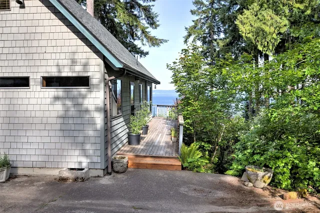 $770,000 | 662 Stadium Beach Road East, Grapeview, WA 98546