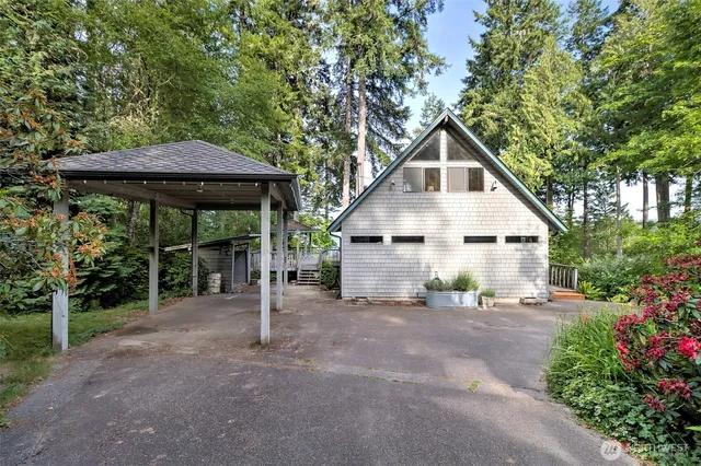 $770,000 | 662 Stadium Beach Road East, Grapeview, WA 98546