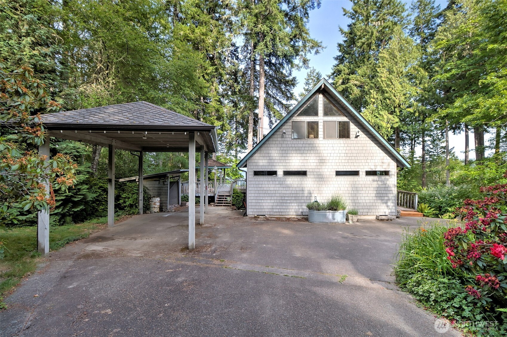 662 Stadium Beach Road East Grapeview, WA 98546 - Photo 9 of 35