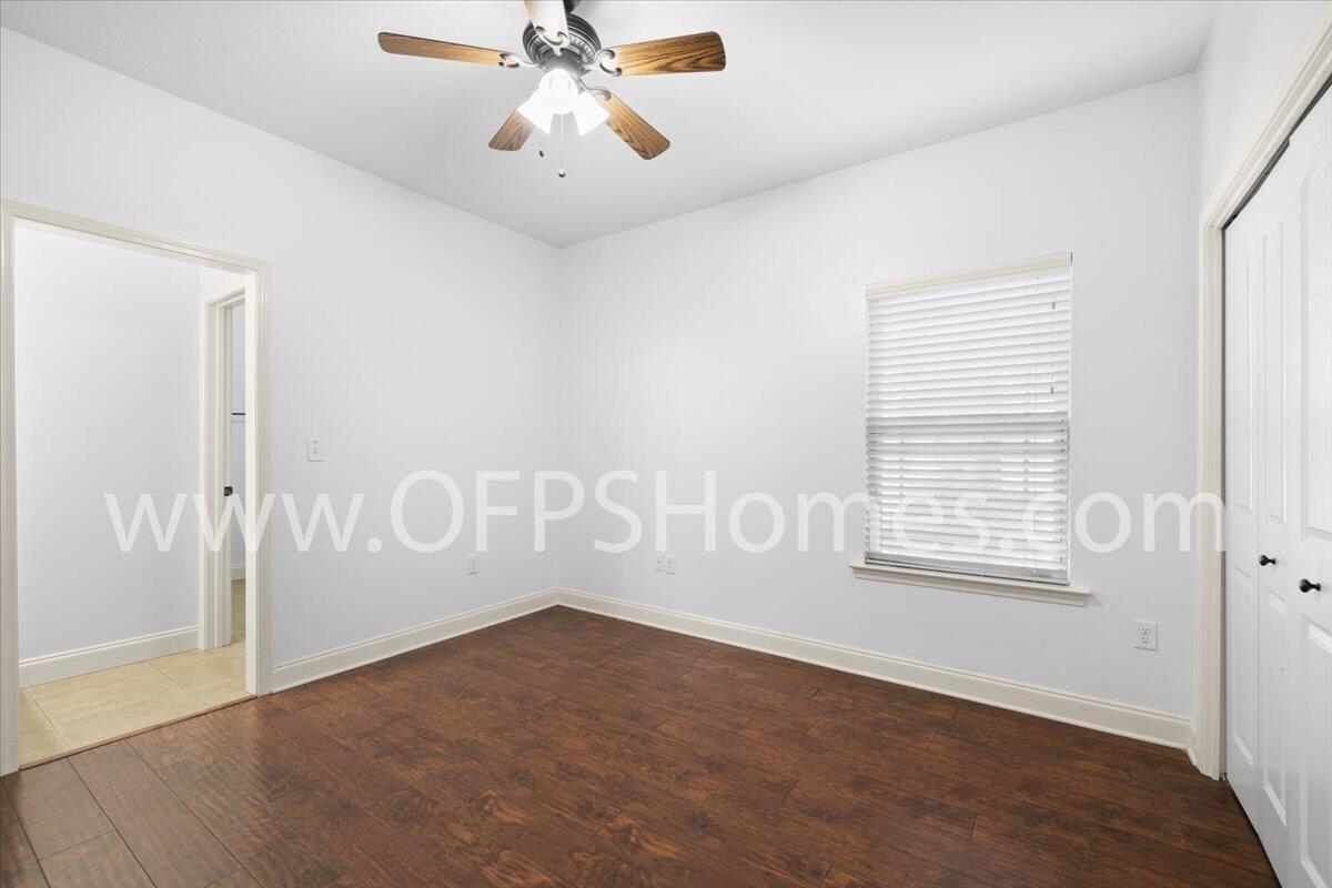 4632 Hermosa Road Crestview, FL 32539 - Photo 24 of 35 a view of an empty room with a window