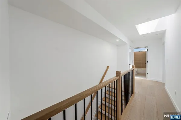 $6,900 | 211 East Harriet Avenue, Unit B, Palisades Park, NJ 07650