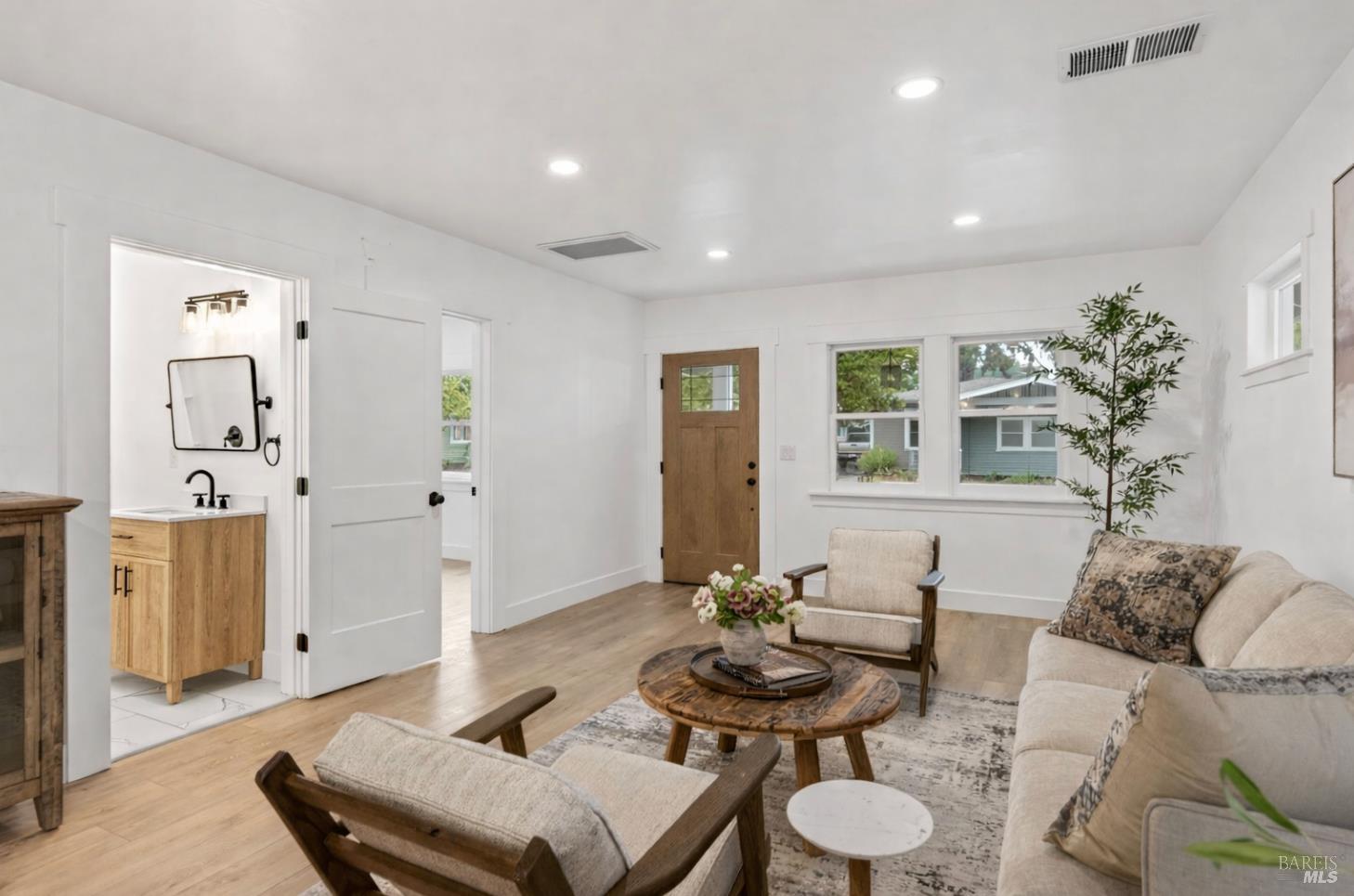 648 Pine Street Santa Rosa, CA 95404 - Photo 6 of 21