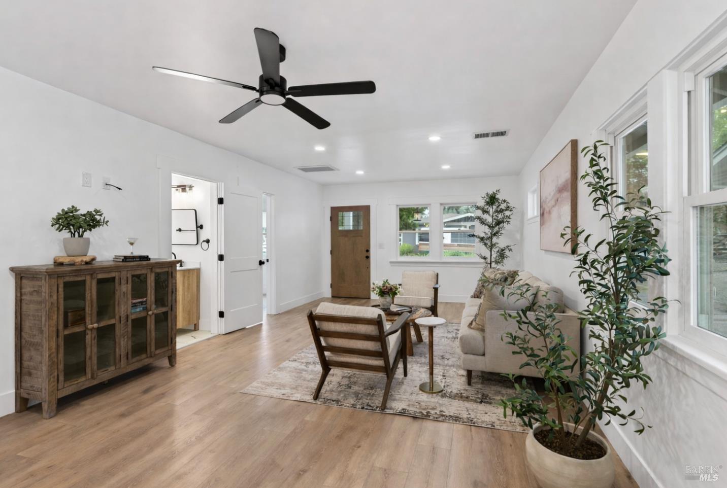 648 Pine Street Santa Rosa, CA 95404 - Photo 8 of 21